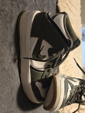 Nike High-Top Sneakers